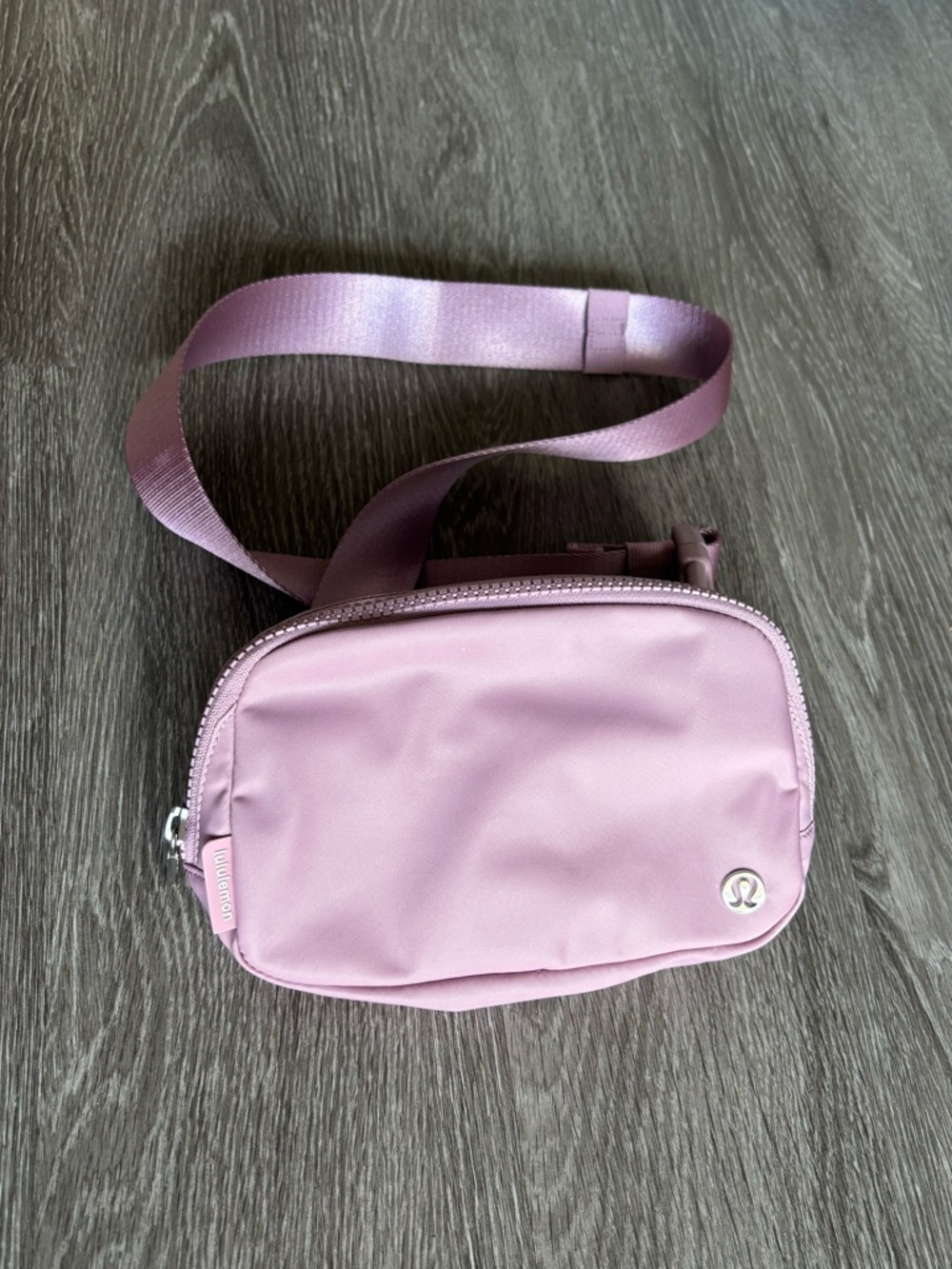 Lululemon Everywhere Belt Bag 1L in Rose Blush pink